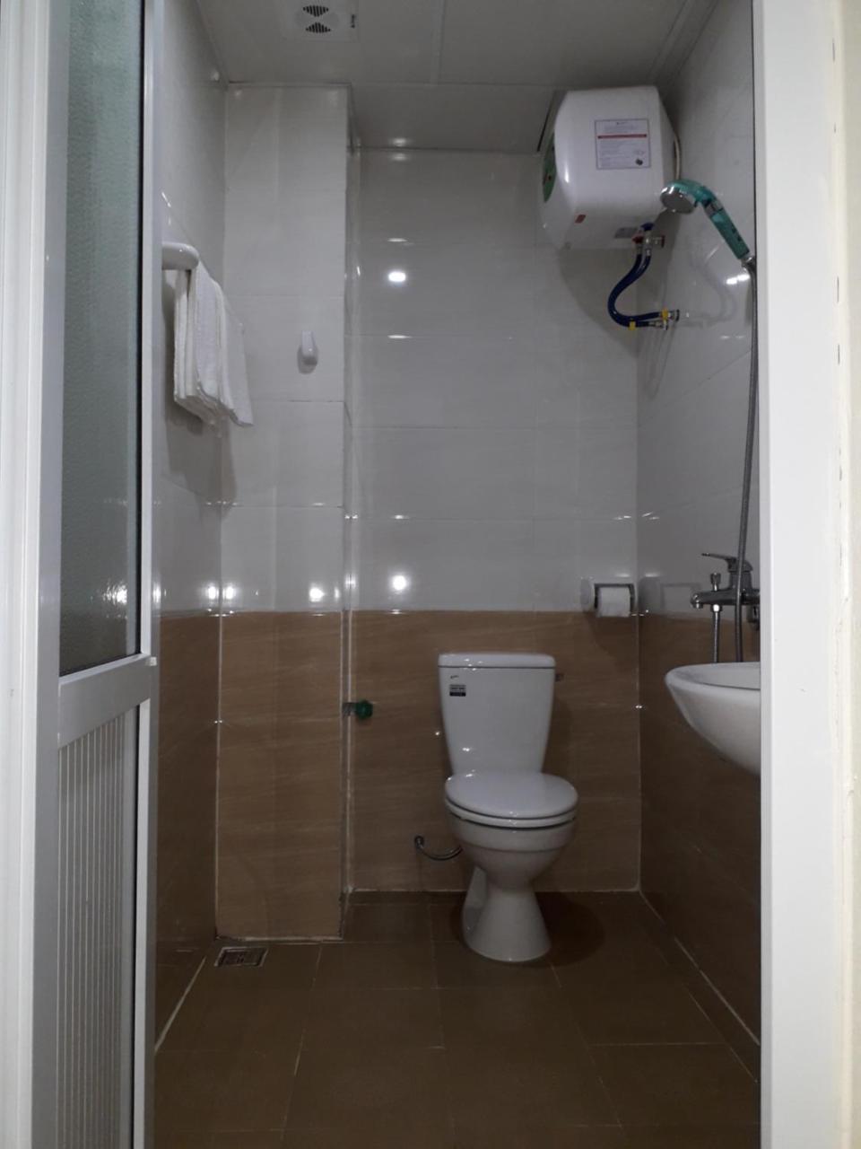 Guesthouse Anh Khang 下龍 外观 照片